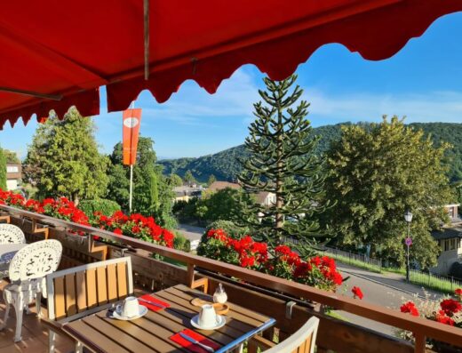 Hotel Neuenfels Frühstücksterrasse