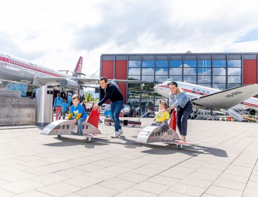 verkehrshaus in luzern Familie mit Kinder