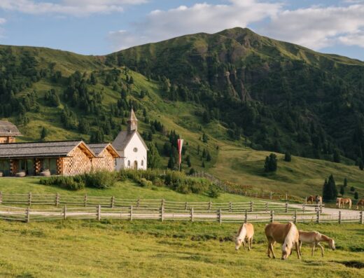 Das Hotel Zallinger Dolomites auf der Seiser Alm